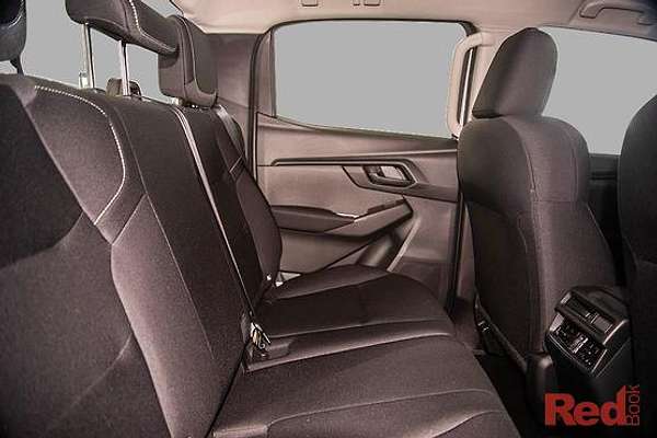 2024 Isuzu D-MAX SX High Ride Rear Wheel Drive