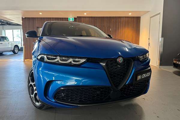 2023 Alfa Romeo Tonale Veloce Plug-In Hybrid