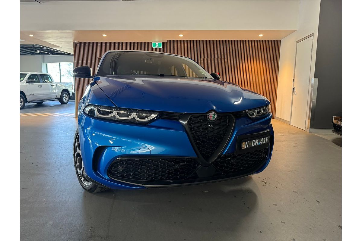 2023 Alfa Romeo Tonale VELOCE PHEV Q4 MY22