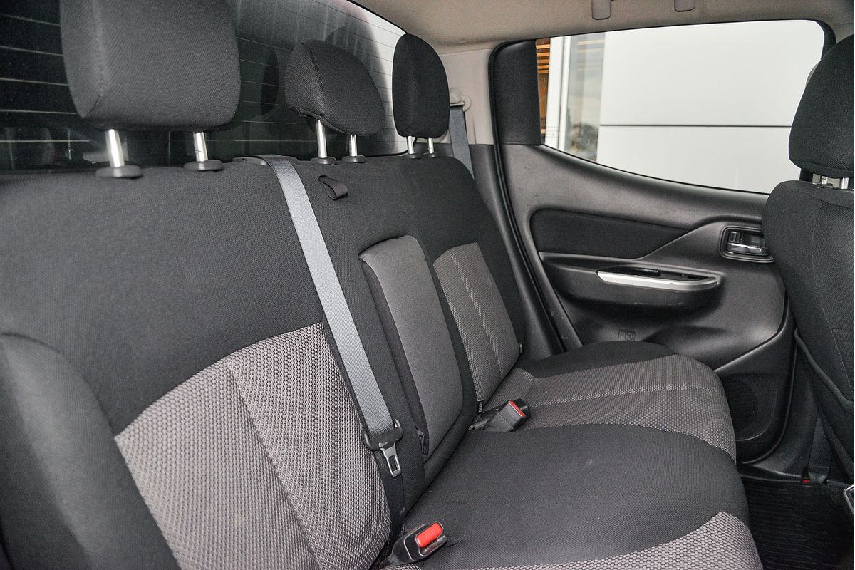 2021 Mitsubishi Triton GLS MR 4X4