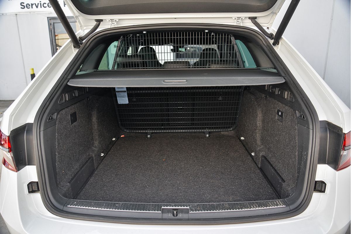 2021 SKODA Superb 206TSI SportLine NP