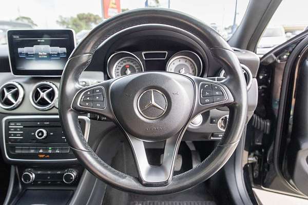 2015 Mercedes-Benz GLA-Class GLA180 X156