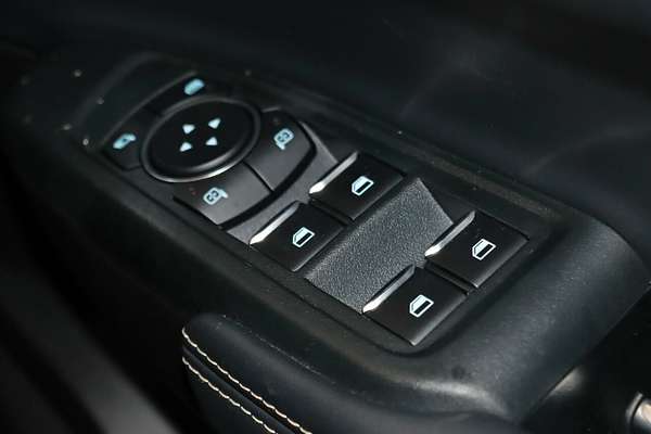 2024 Ford Everest Platinum
