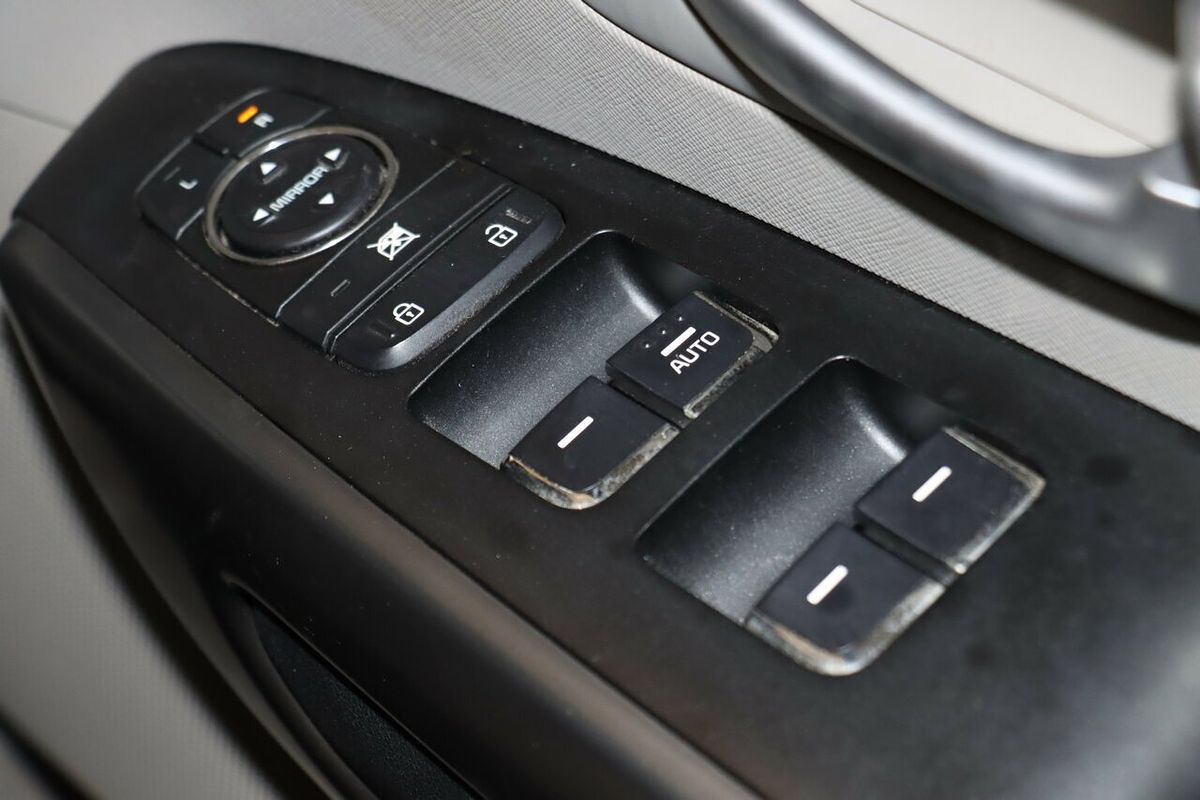 2019 Kia Carnival S YP