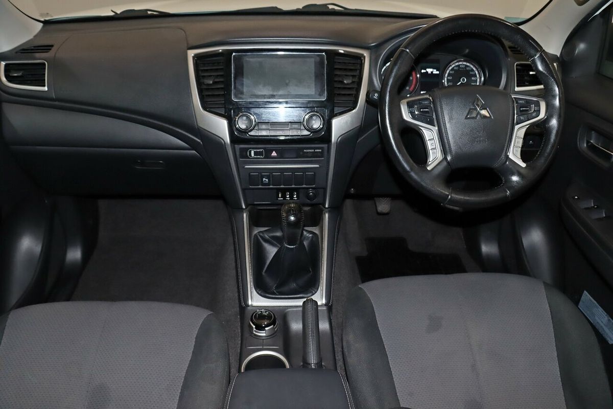 2020 Mitsubishi Triton GLX-R MR 4X4
