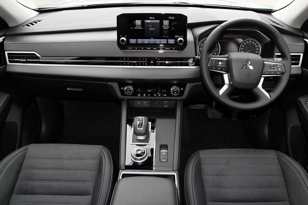 2024 Mitsubishi Outlander Aspire ZM