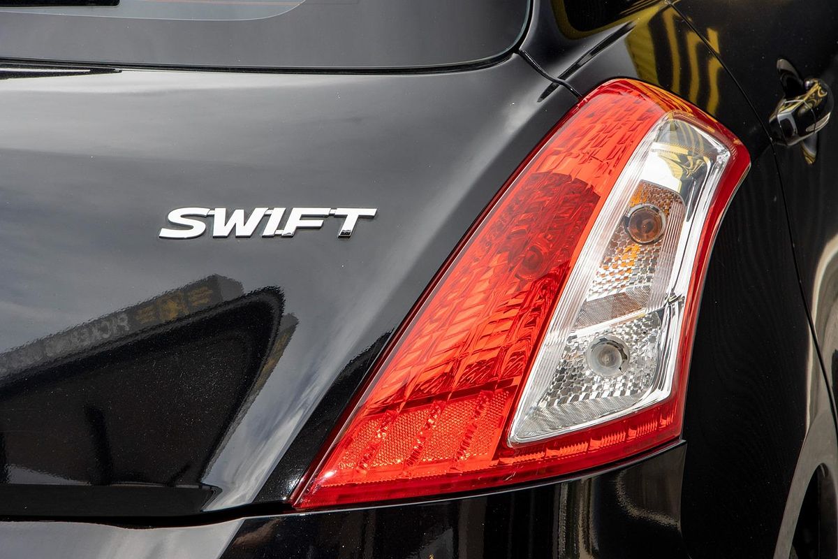 2016 Suzuki Swift GL Navigator FZ