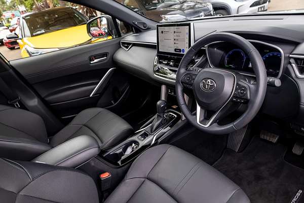 2024 Toyota Corolla Cross Atmos MXGH15R