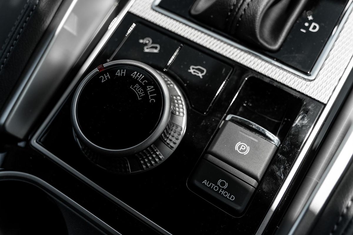 2024 Mitsubishi Pajero Sport Exceed QG