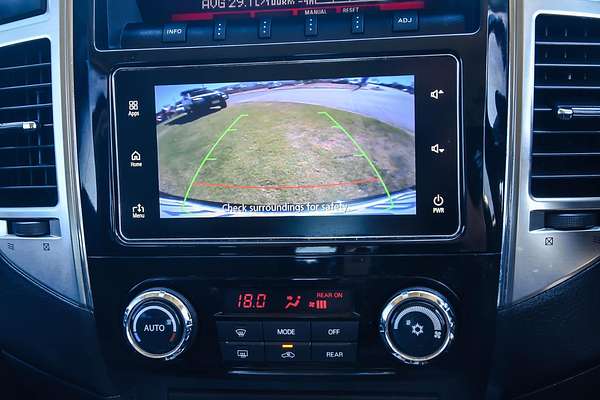 2016 Mitsubishi Pajero GLS NX