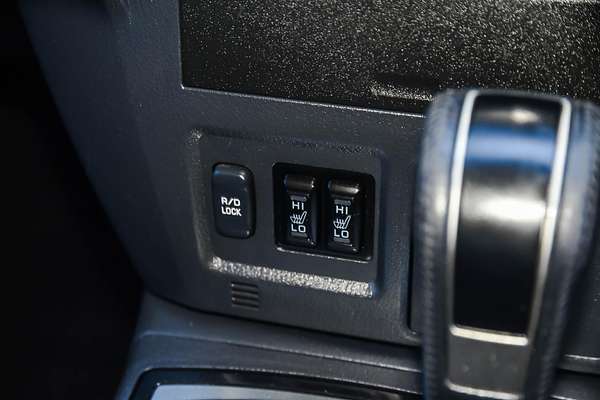 2016 Mitsubishi Pajero GLS NX