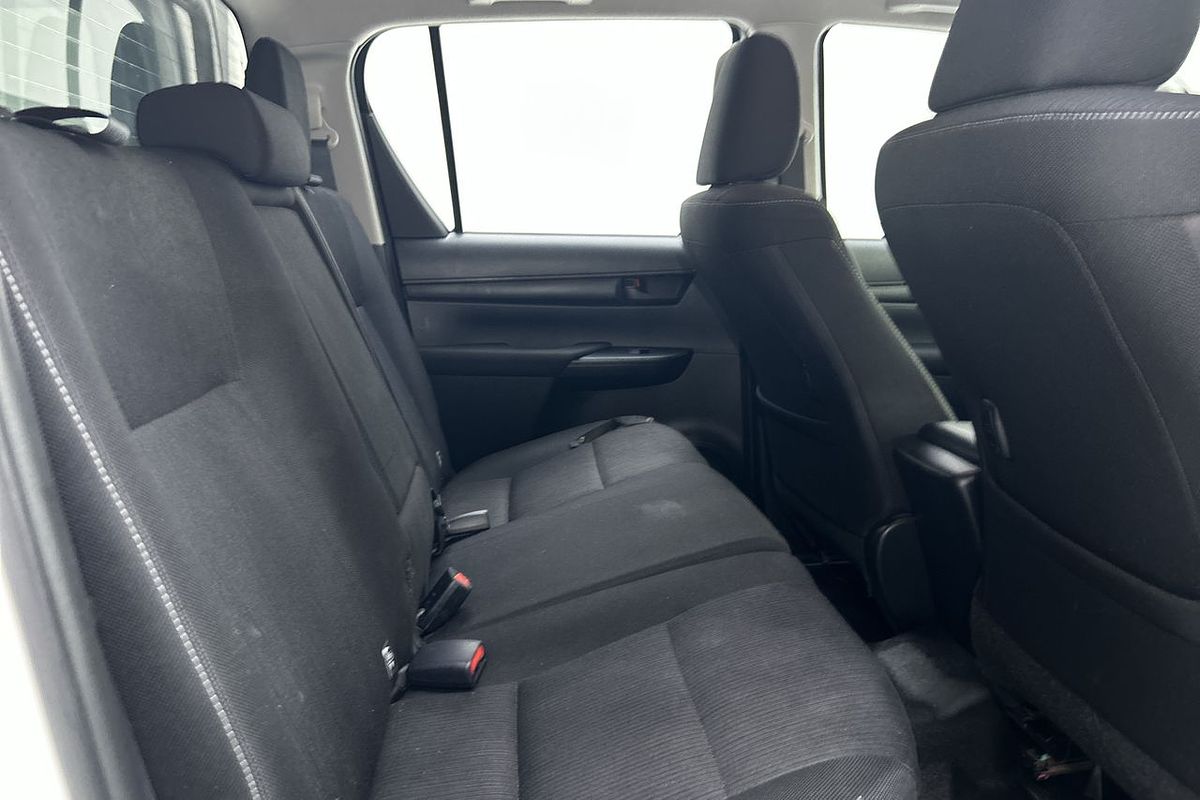 2020 Toyota Hilux SR GUN126R 4X4