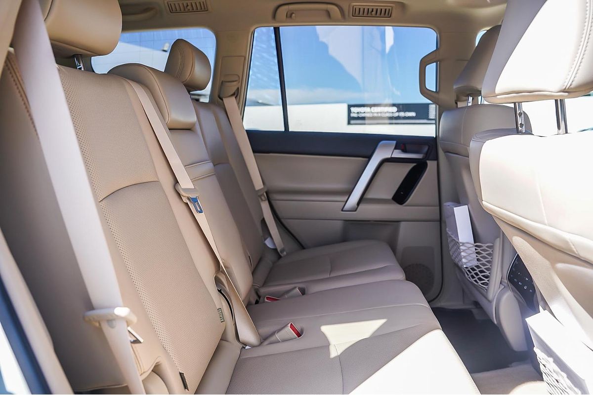 2023 Toyota Landcruiser Prado Kakadu GDJ150R