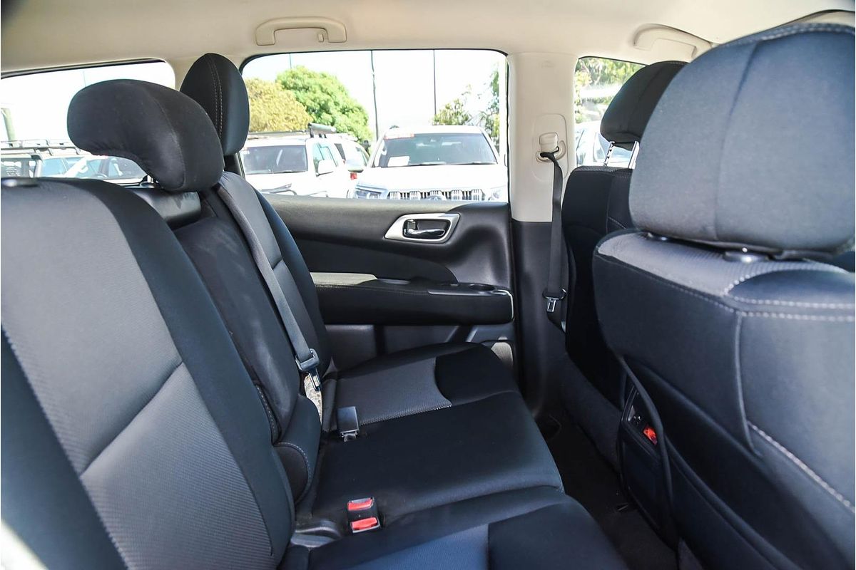 2017 Nissan Pathfinder ST R52 Series II