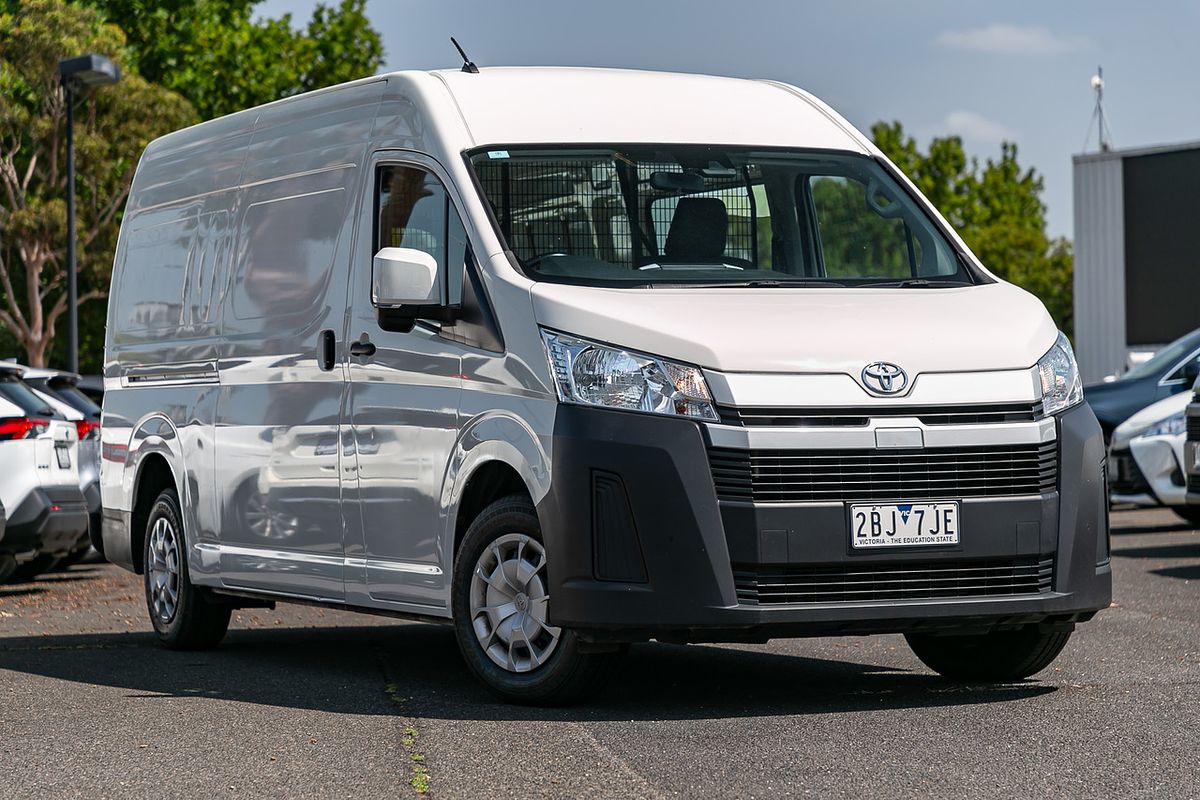 2021 Toyota HiAce