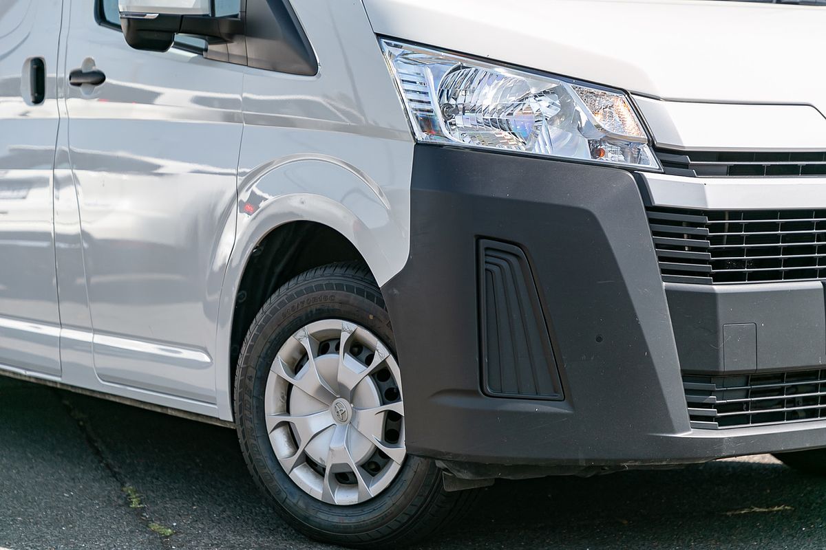2021 Toyota HiAce