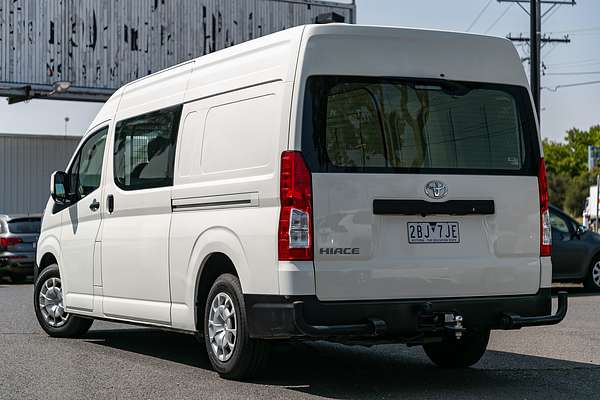 2021 Toyota HiAce