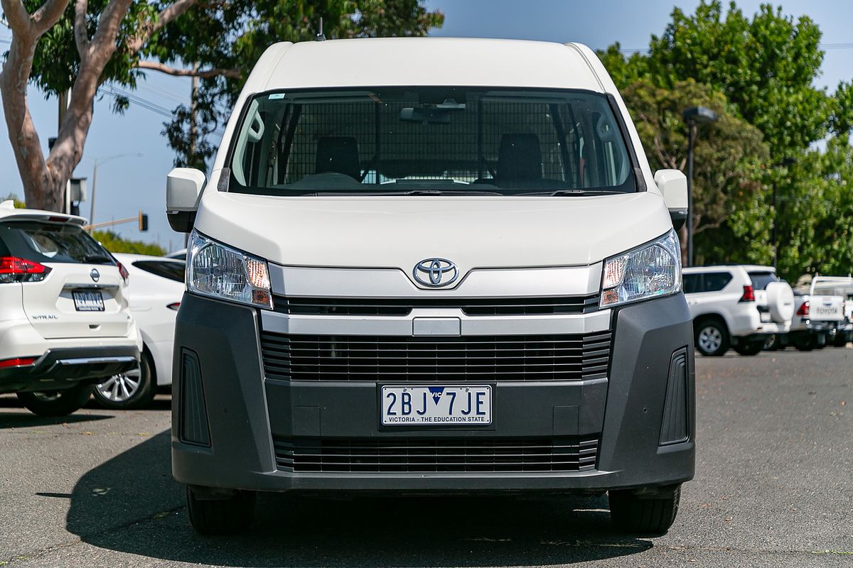 2021 Toyota HiAce