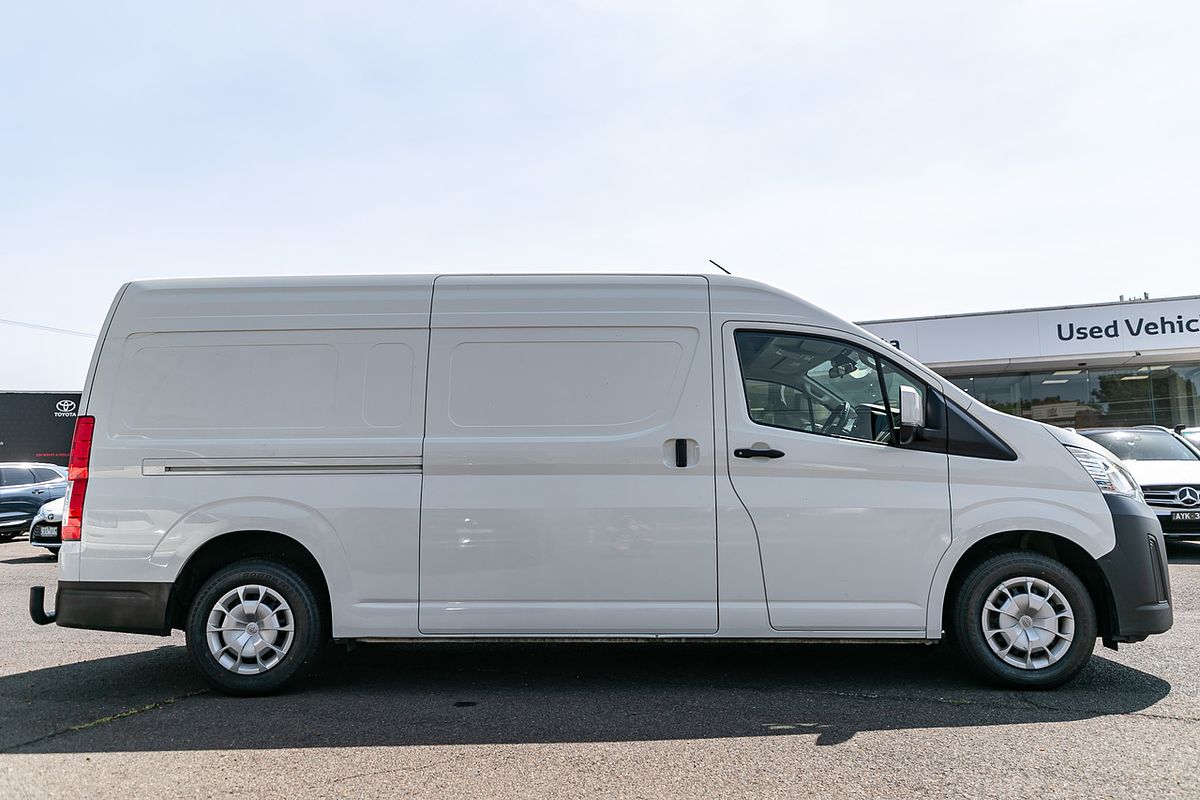 2021 Toyota HiAce