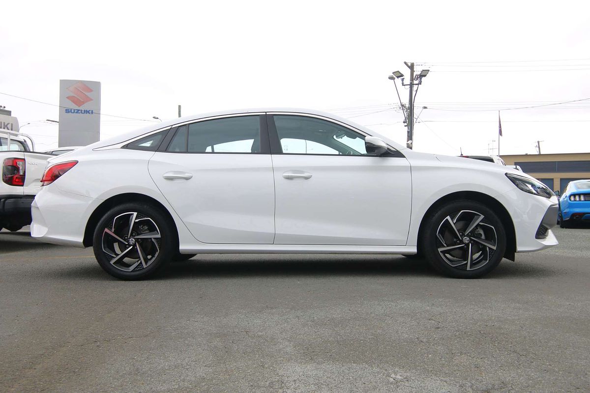 2023 MG MG5 Essence