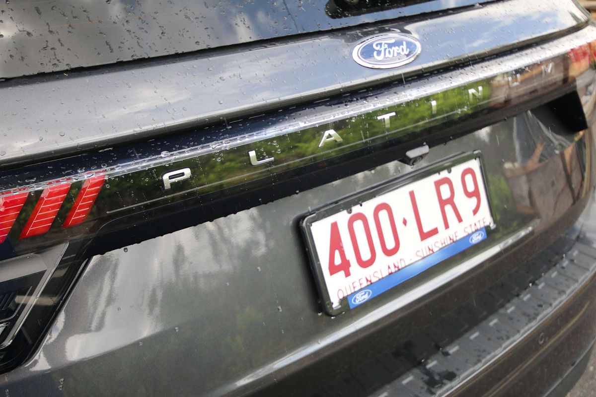 2024 Ford Everest Platinum