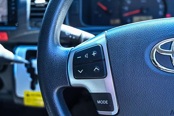 2017 Toyota Hiace Commuter KDH223R