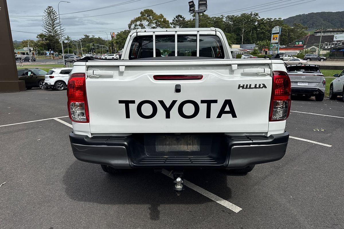 2016 Toyota Hilux SR GUN126R 4X4