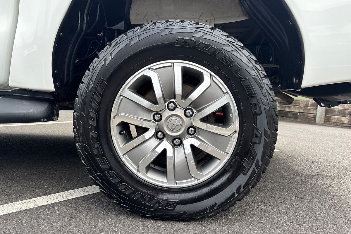 2016 Toyota Hilux SR GUN126R 4X4
