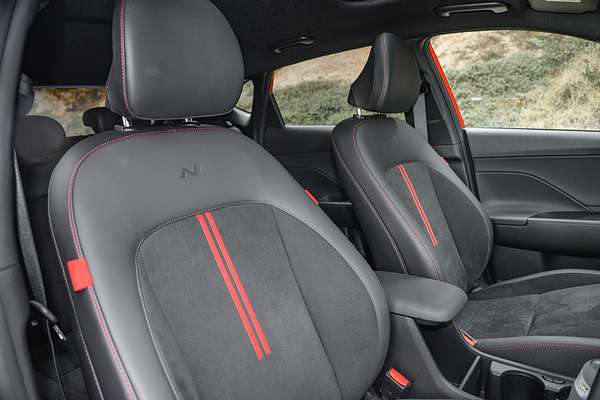 2024 Hyundai Kona Premium N Line SX2.V2