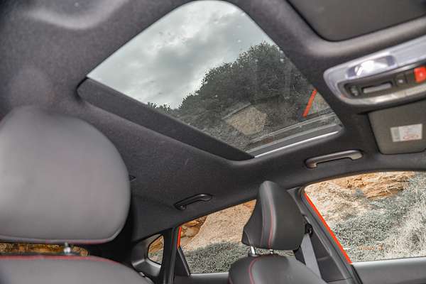 2024 Hyundai Kona Premium N Line SX2.V2
