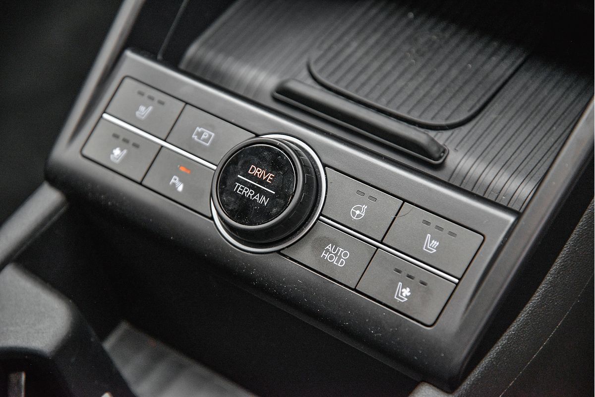 2024 Hyundai Kona Premium N Line SX2.V2