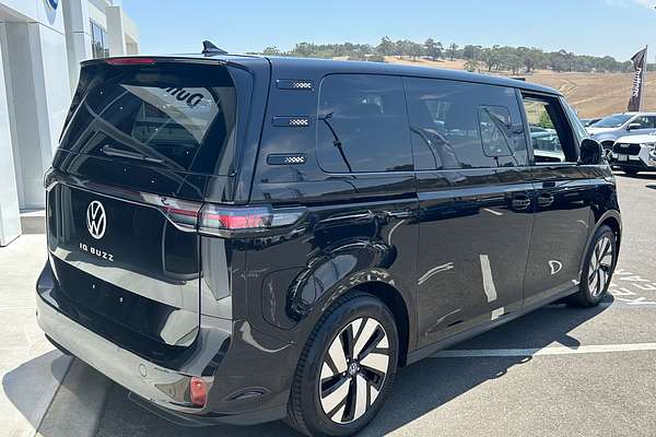 2025 Volkswagen ID. Buzz Pro BEV560 EB LWB