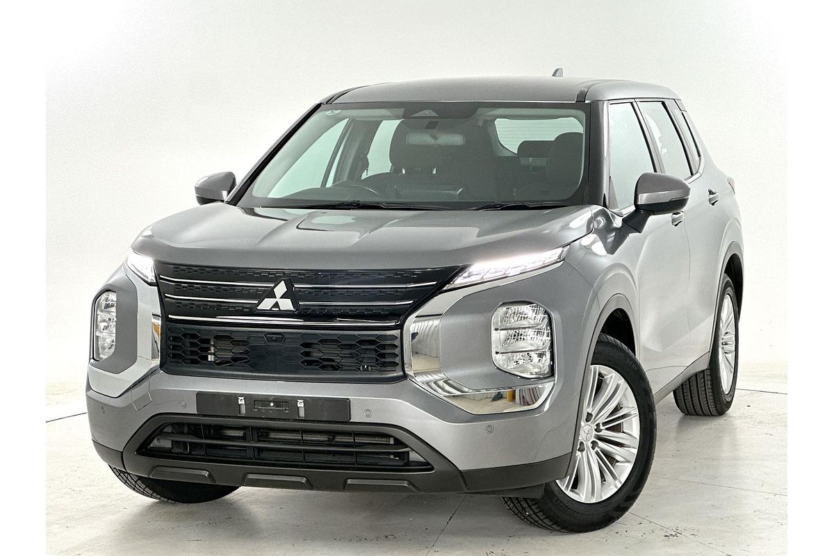 2022 Mitsubishi Outlander ES ZM