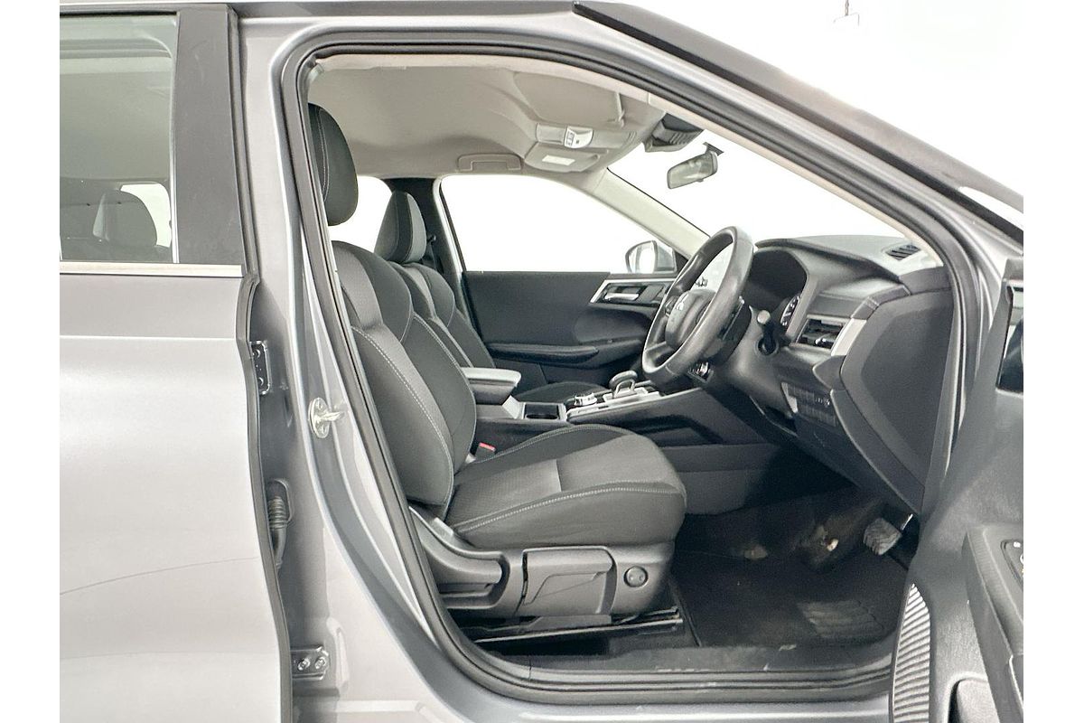 2022 Mitsubishi Outlander ES ZM