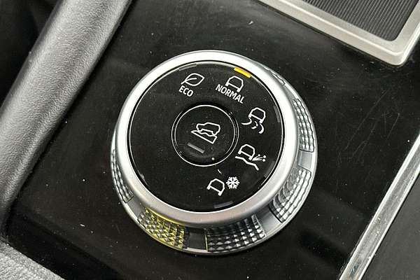 2022 Mitsubishi Outlander ES ZM