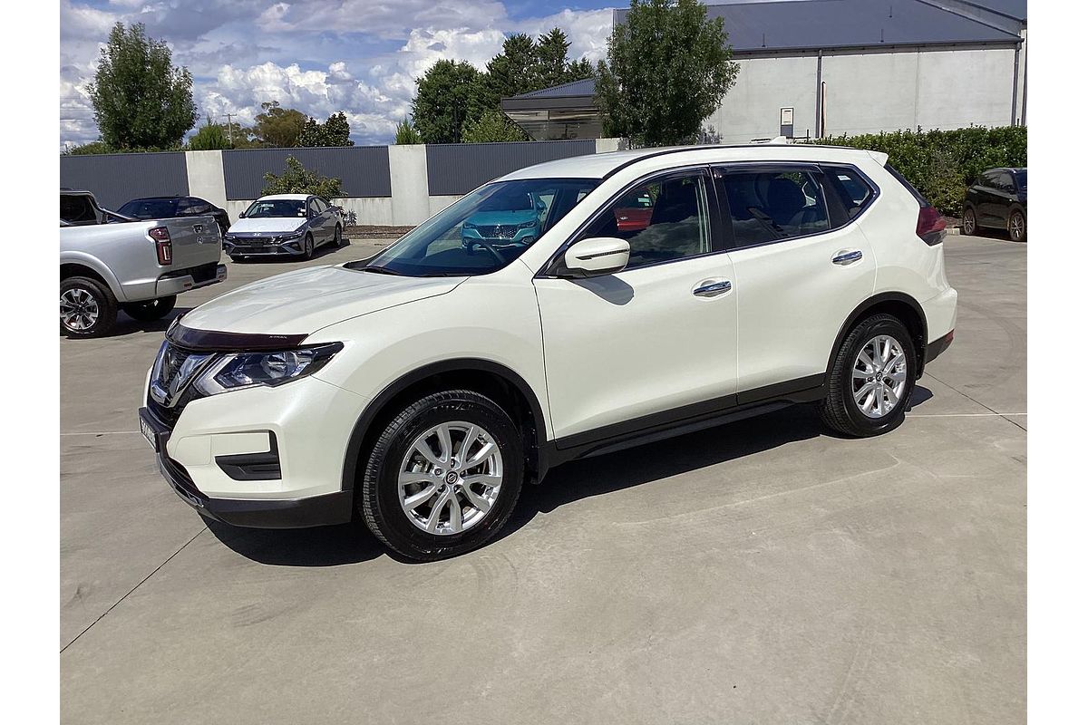 2022 Nissan X-TRAIL ST T32