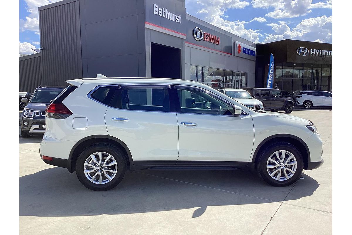 2022 Nissan X-TRAIL ST T32