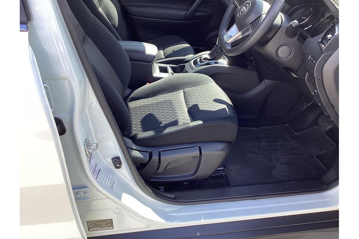 2022 Nissan X-TRAIL ST T32