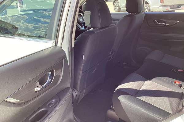 2022 Nissan X-TRAIL ST T32