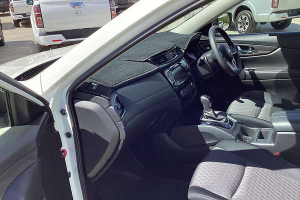 2022 Nissan X-TRAIL ST T32