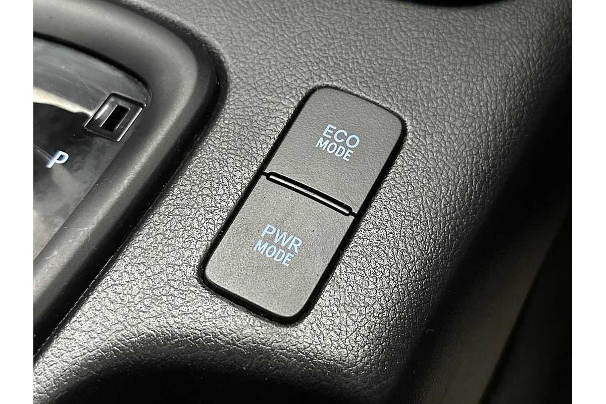 2019 Toyota Hilux SR GUN126R 4X4