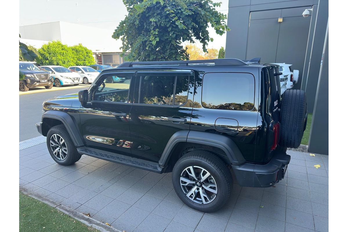 2023 GWM Tank 300 Ultra Hybrid P01