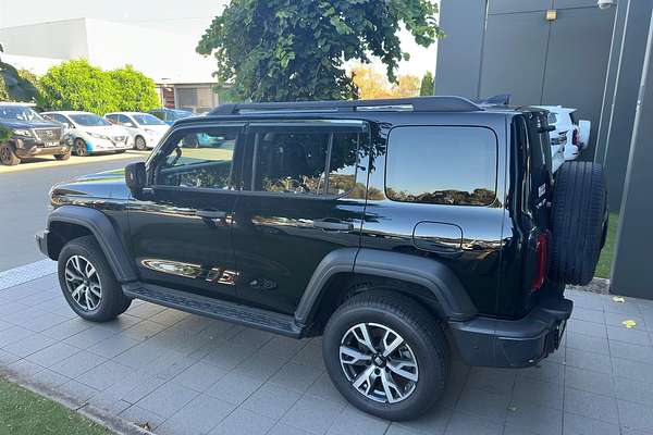 2023 GWM Tank 300 Ultra Hybrid P01