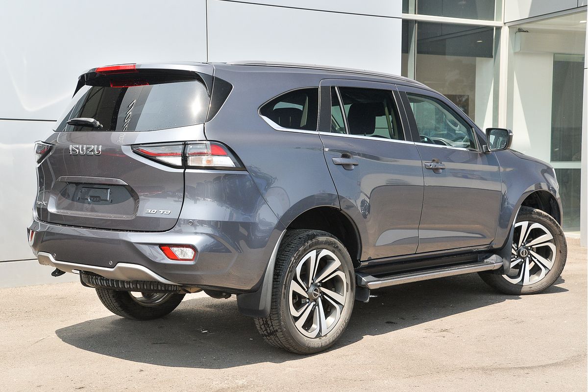 2022 Isuzu MU-X LS-T