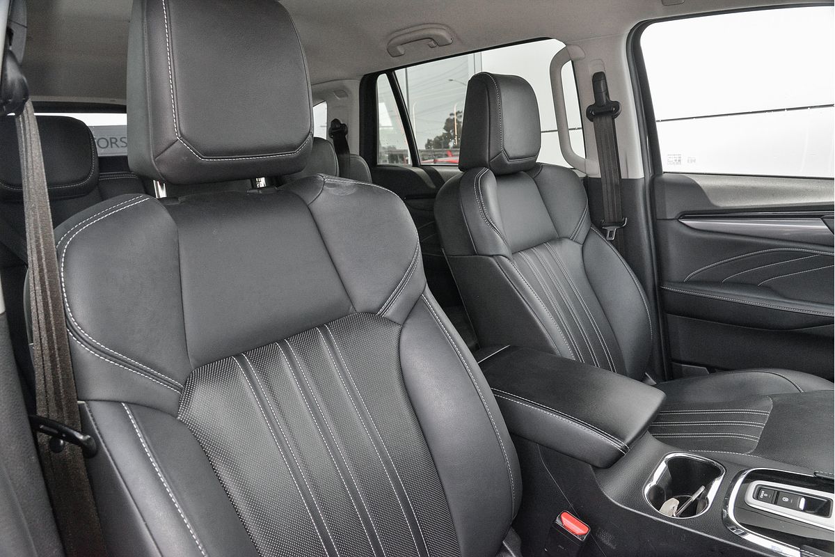 2022 Isuzu MU-X LS-T