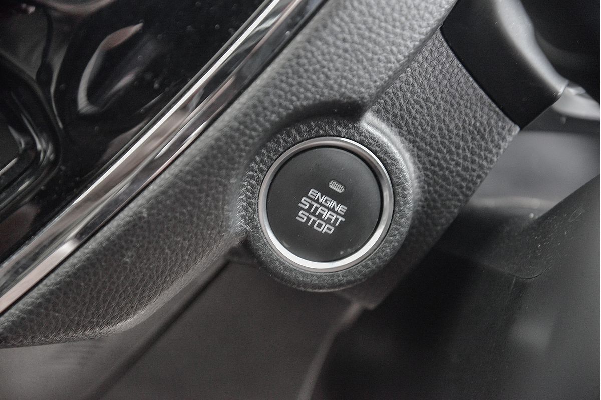 2022 Isuzu MU-X LS-T