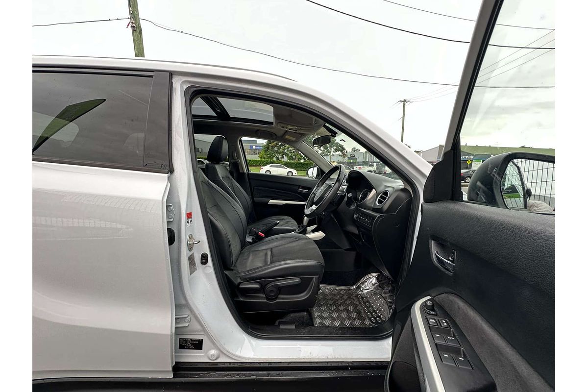 2016 Suzuki Vitara RT-X LY