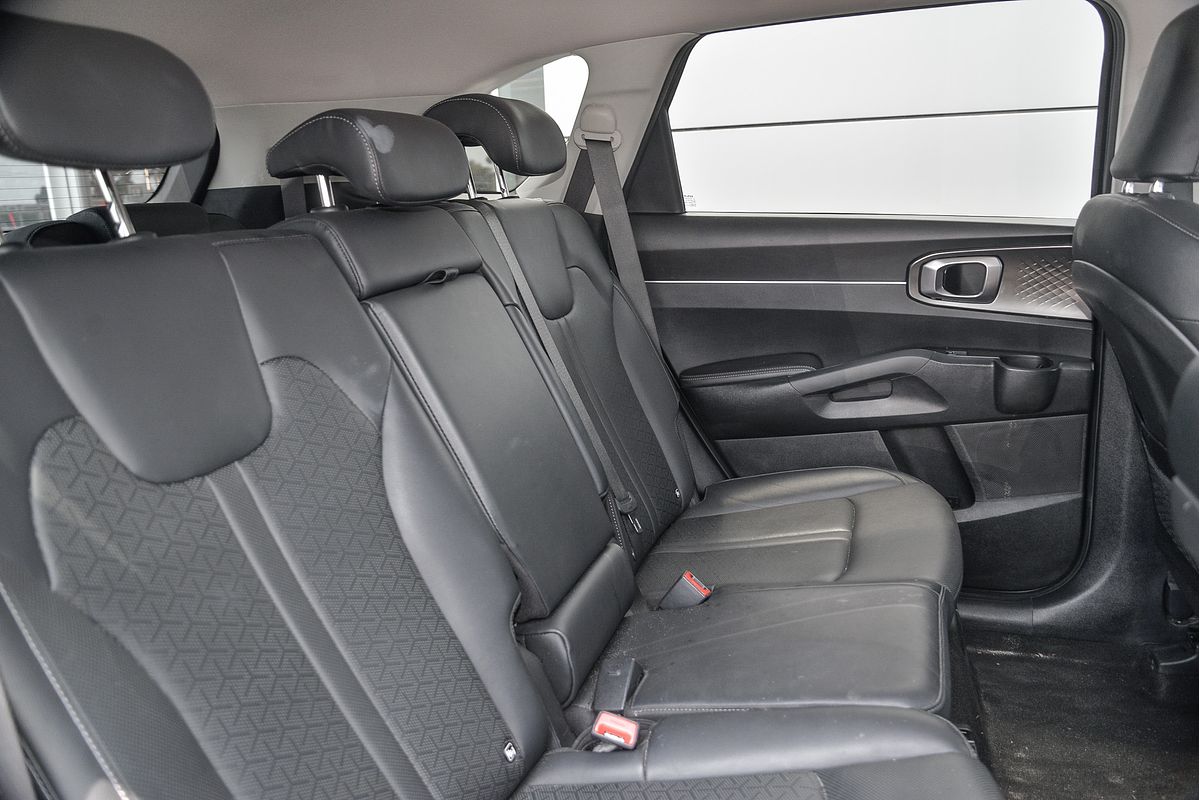 2023 Kia Sorento Sport+ MQ4