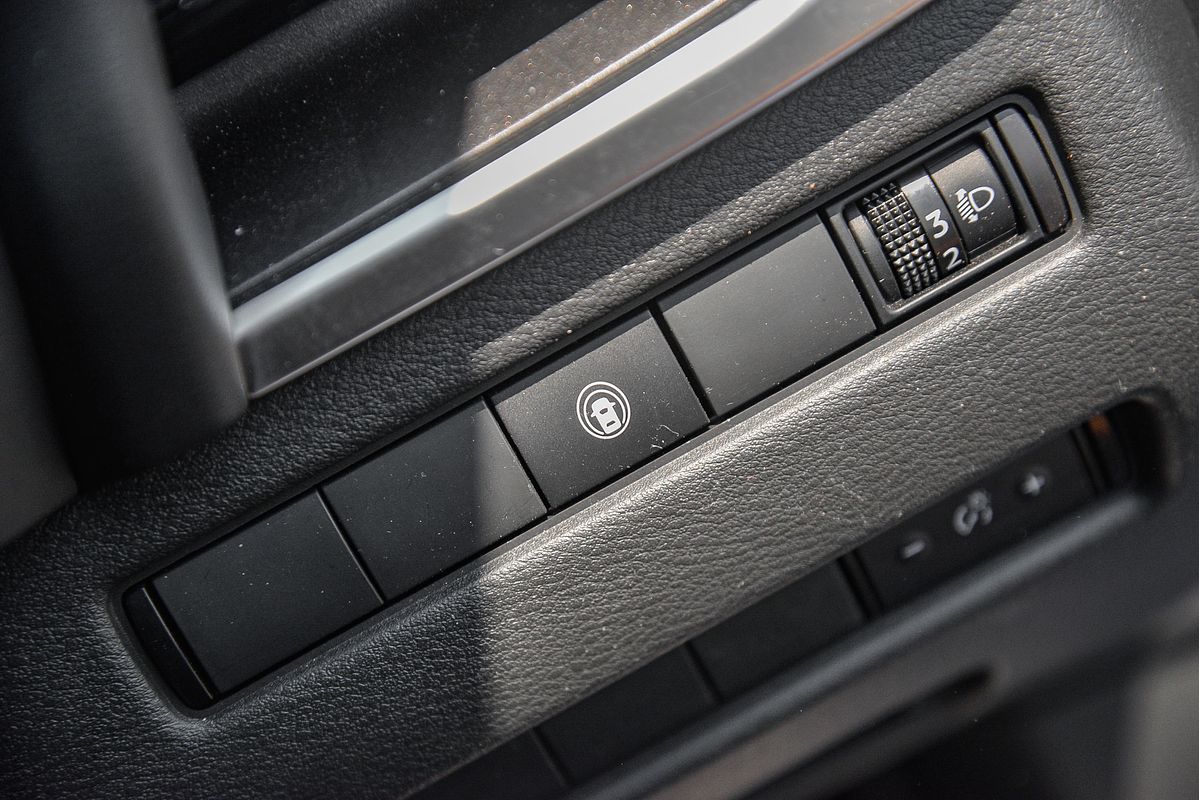 2024 Nissan X-TRAIL ST T33