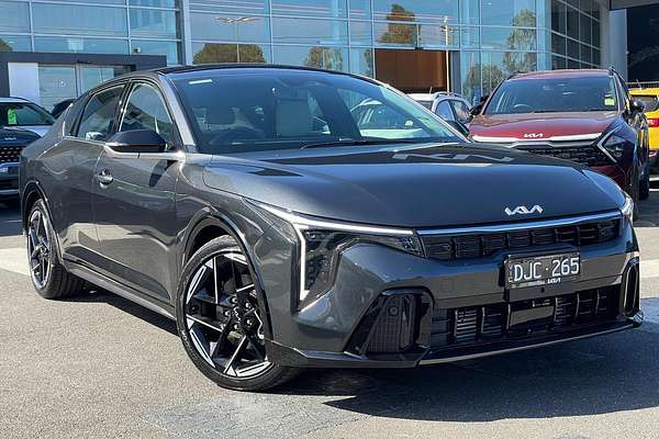 2025 Kia K4 GT-Line CL4m